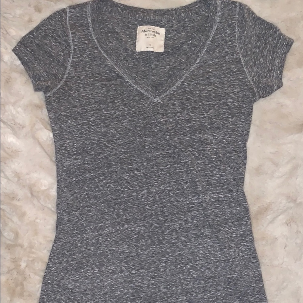 Abercrombie & Fitch V Neck T Shirt
